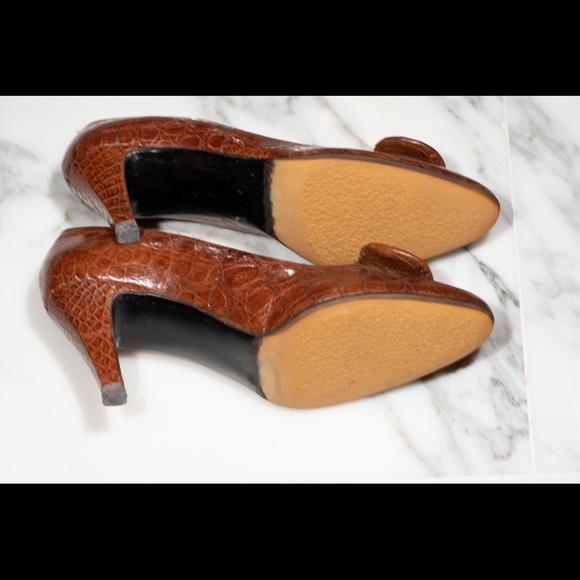 Vintage Stuart Weitzman for Joseph Leather Heels - Picture 5 of 7